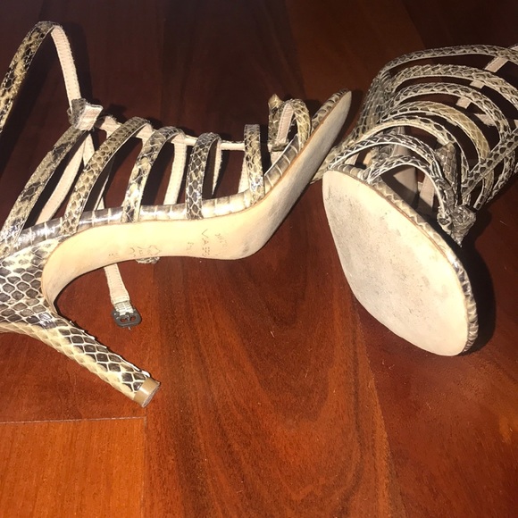Via Spiga strappy snakeskin heel - Picture 3 of 3